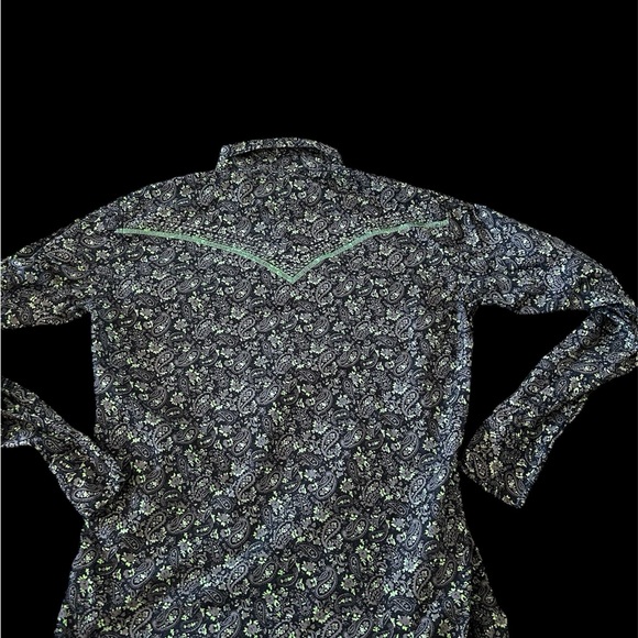 Cowgirl hardware rodeo shirt - Picture 4 of 6